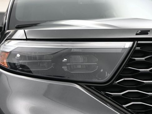 Used 2020 Ford Explorer ST image 12