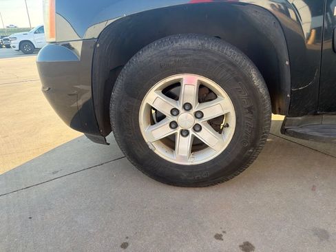 Used 2009 GMC Yukon SLE w/ Convenience Package RWD image 8