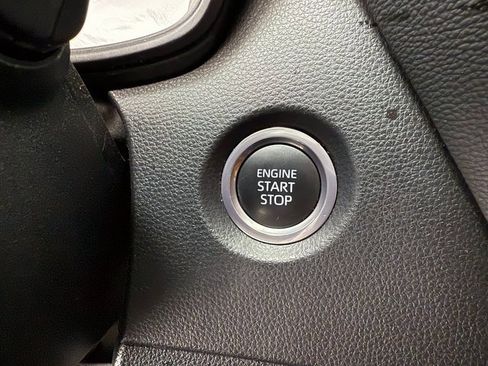 Used 2023 Toyota Corolla SE image 16