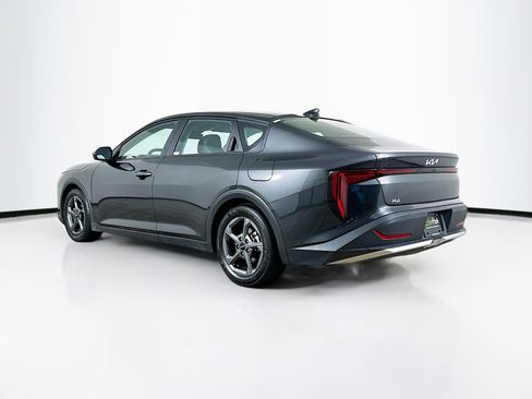 Used 2025 Kia K4 LXS image 5