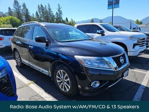 Used 2015 Nissan Pathfinder SL AWD/4WD image 2