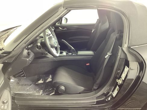 Used 2024 MAZDA MX-5 Miata Sport RWD image 11