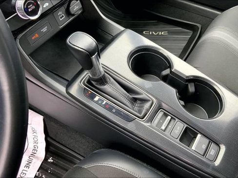 Used 2023 Honda Civic Sport image 13