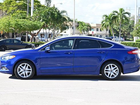 Used 2016 Ford Fusion SE w/ Equipment Group 202A image 4