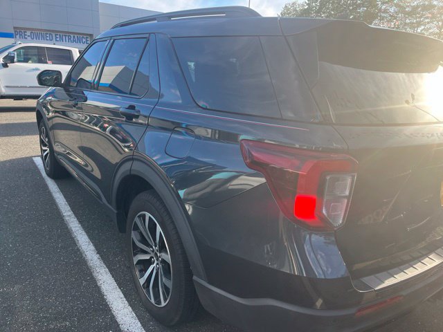 Used 2022 Ford Explorer ST AWD/4WD image 2