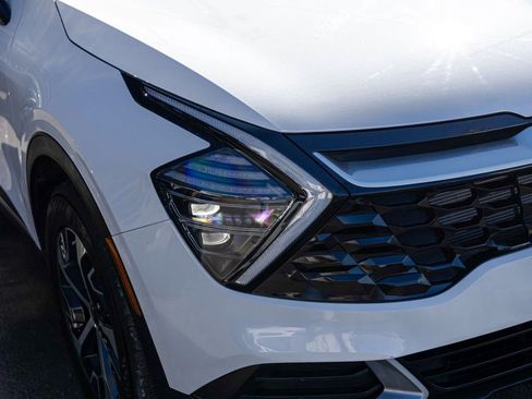 Used 2025 Kia Sportage EX w/ Premium Package image 35