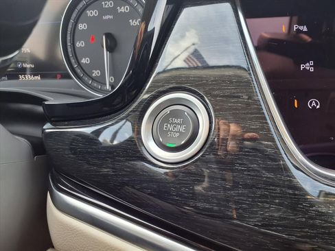 Used 2023 Cadillac XT6 Premium Luxury w/ Technology Package image 12