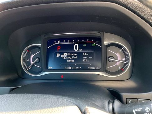Used 2024 Honda Passport EX-L image 12