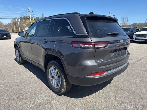 New 2026 Jeep Grand Cherokee Laredo AWD/4WD image 3