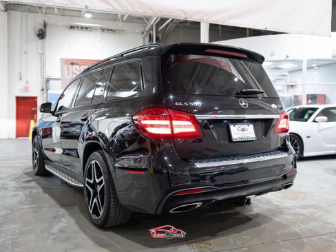 Used 2018 Mercedes-Benz GLS 550 4MATIC w/ Driver Assistance Package image 5
