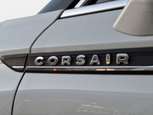 New 2026 Lincoln Corsair Premiere image 21