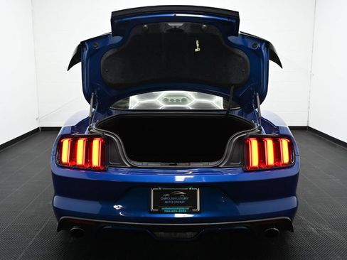 Used 2017 Ford Mustang GT Premium w/ GT Performance Package RWD image 39