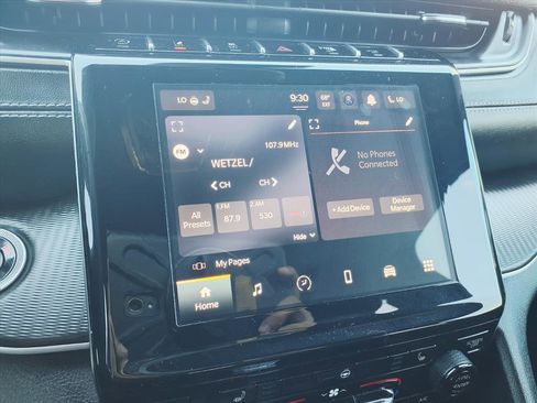 Used 2023 Jeep Grand Cherokee Altitude image 23