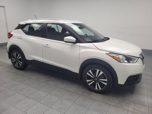 Used 2020 Nissan Kicks SV image 11