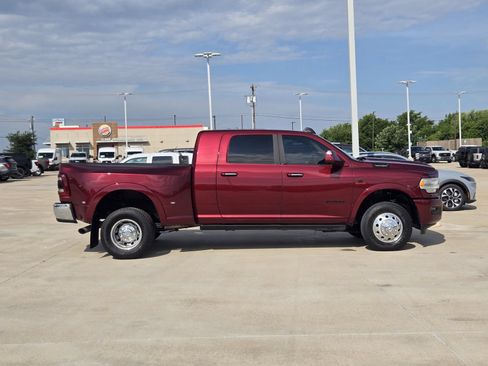 Used 2022 RAM 3500 Laramie AWD/4WD image 7