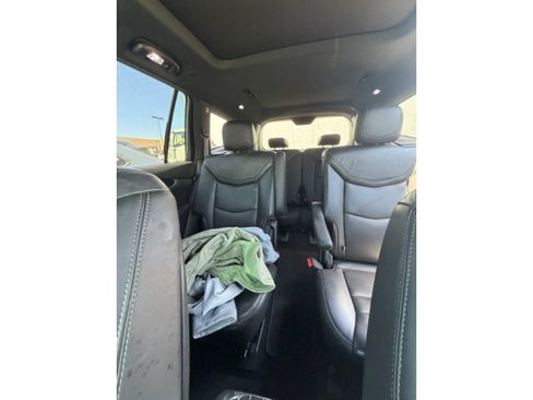 Used 2020 Cadillac XT6 Premium Luxury AWD/4WD image 8
