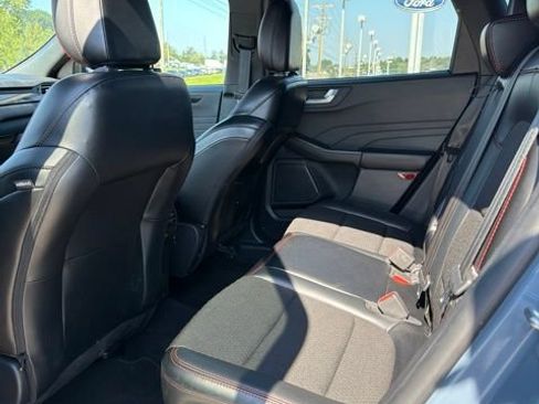 Used 2025 Ford Escape ST-Line Select AWD/4WD image 11