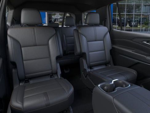 New 2026 Chevrolet Traverse High Country image 17