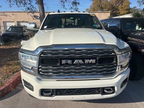 Used 2019 RAM 2500 Limited image 2