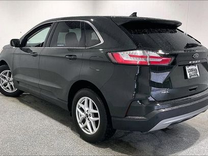 Used 2024 Ford Edge SEL w/ Convenience Package