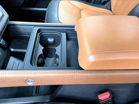 Used 2021 Land Rover Defender 110 X image 17