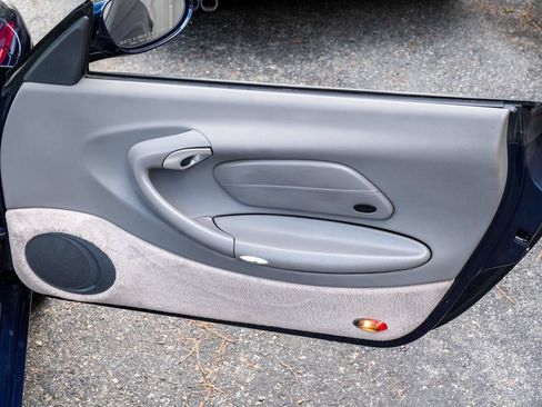Used 1999 Porsche 911 Carrera RWD image 22