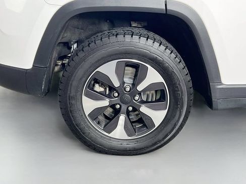 Used 2024 Jeep Grand Cherokee Limited 4xe AWD/4WD image 38