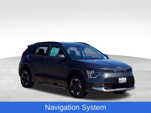 Used 2024 Kia Niro Wind FWD image 2