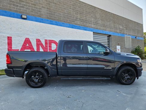 Used 2025 RAM 1500 Big Horn AWD/4WD image 8