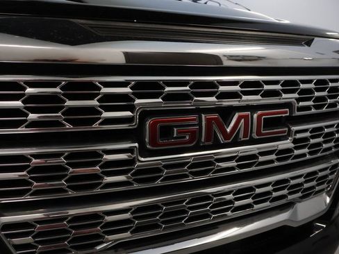 Used 2021 GMC Canyon Denali AWD/4WD image 7