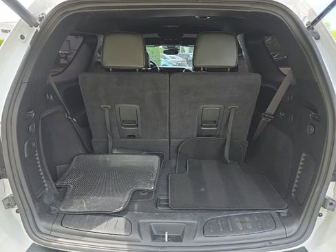 Used 2023 Dodge Durango GT RWD image 34