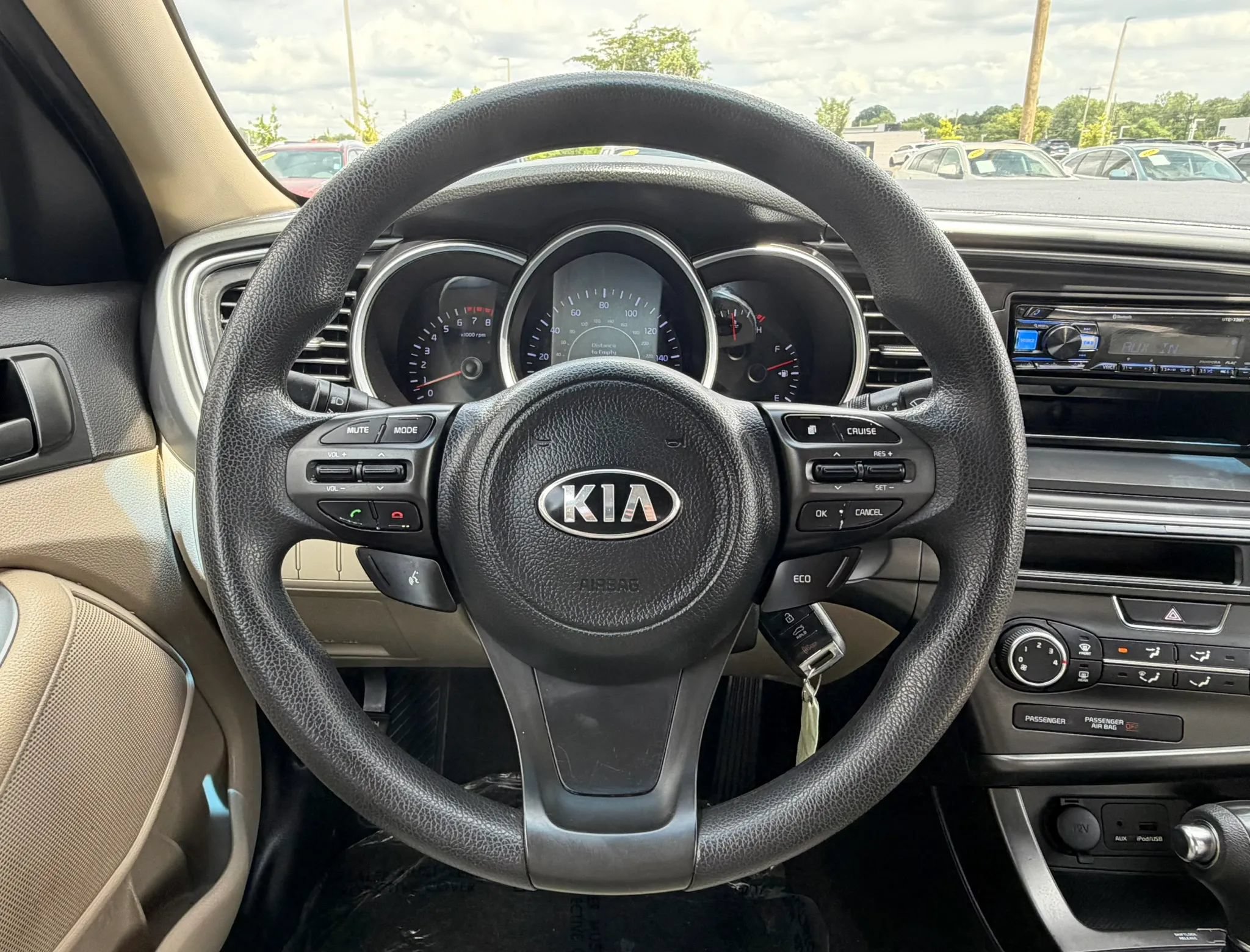 Used 2015 Kia Optima LX FWD image 13
