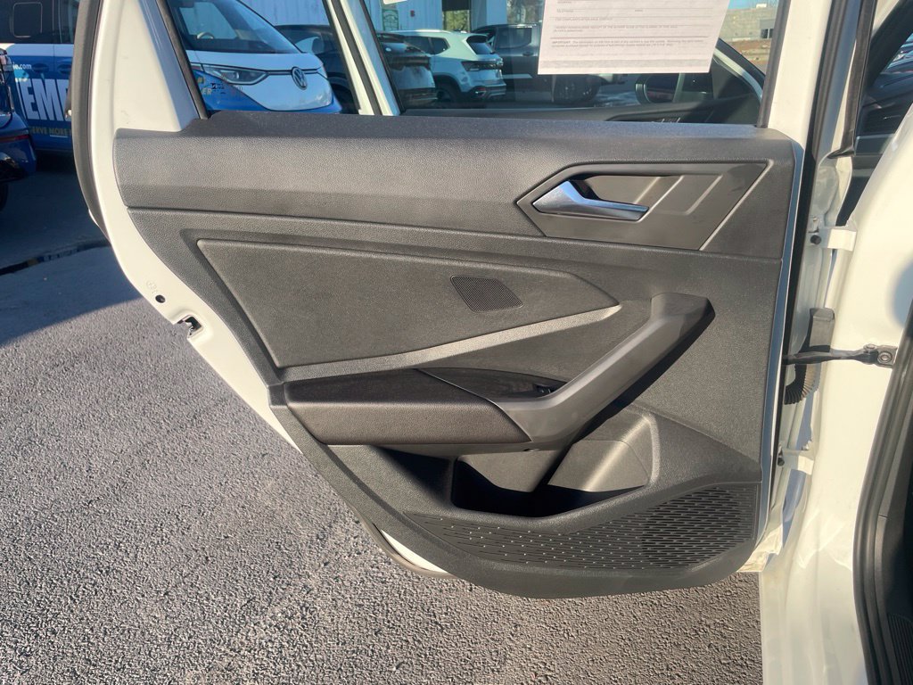 Used 2023 Volkswagen Jetta Sport FWD image 17