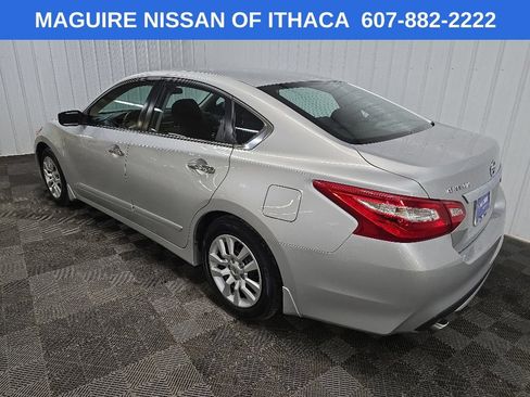 Used 2016 Nissan Altima 2.5 S w/ Power Driver Seat Package FWD image 9