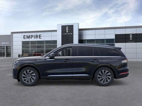 New 2026 Lincoln Aviator Premiere image 3