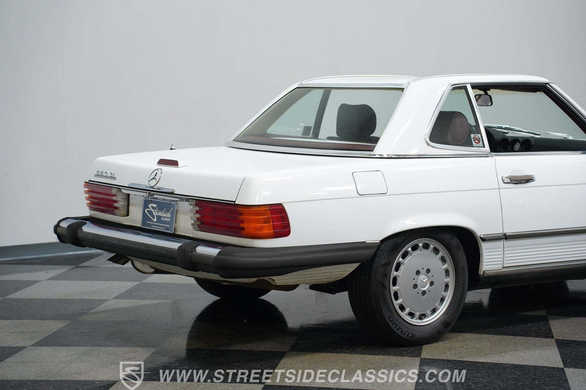 Used 1989 Mercedes-Benz 560 SL image 26