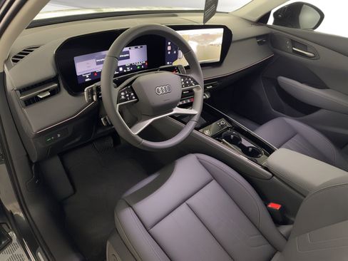 New 2026 Audi Q3 quattro 2.0T image 4