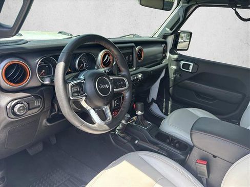 Used 2023 Jeep Gladiator Mojave w/ Cold Weather Group AWD/4WD image 12