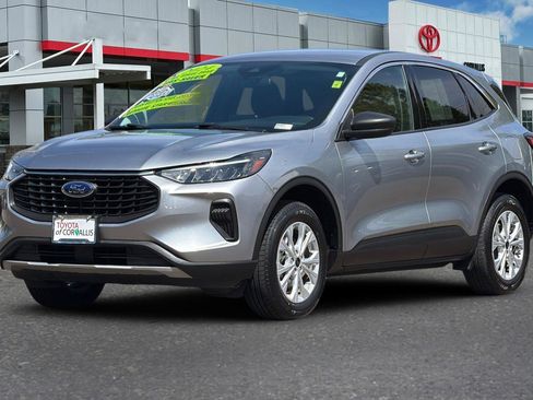 Used 2024 Ford Escape Active AWD/4WD image 8