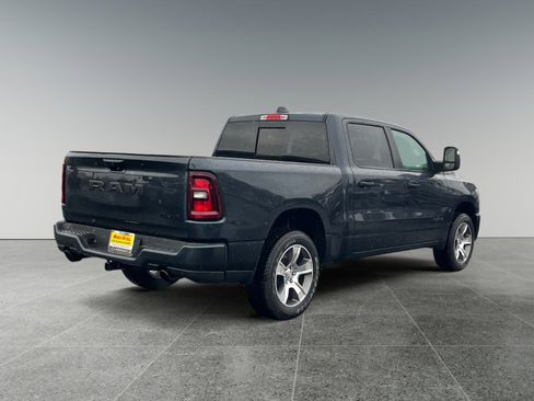 New 2026 RAM 1500 Express image 5