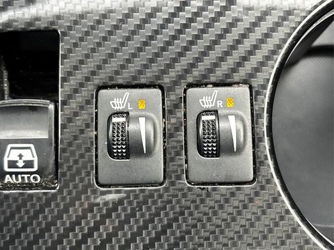 Used 2018 Toyota 4Runner TRD Off-Road Premium image 32