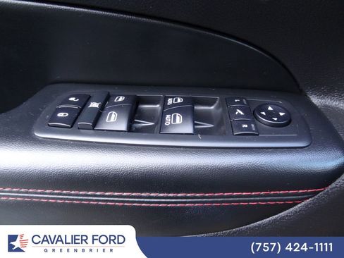 Used 2019 Jeep Grand Cherokee Trailhawk AWD/4WD image 9