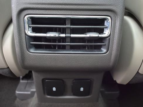 Used 2023 Lincoln Corsair Reserve w/ Equipment Group 201A AWD/4WD image 40