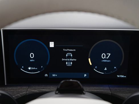 Used 2025 Hyundai Santa Fe Limited image 26