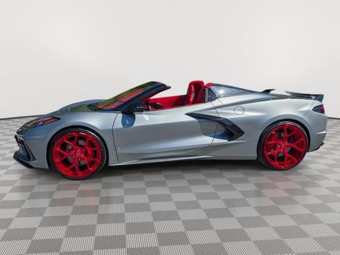 Used 2024 Chevrolet Corvette Stingray Premium Conv w/ Z51 Performance Package RWD image 2