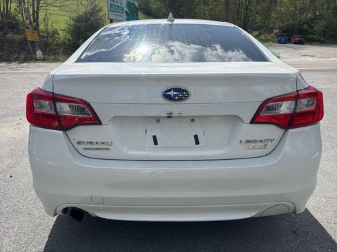 Used 2016 Subaru Legacy 2.5i Limited AWD/4WD image 4