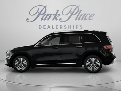 Certified 2026 Mercedes-Benz GLB 250 image 8