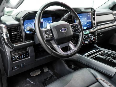 Used 2026 Ford F250 Lariat AWD/4WD image 19