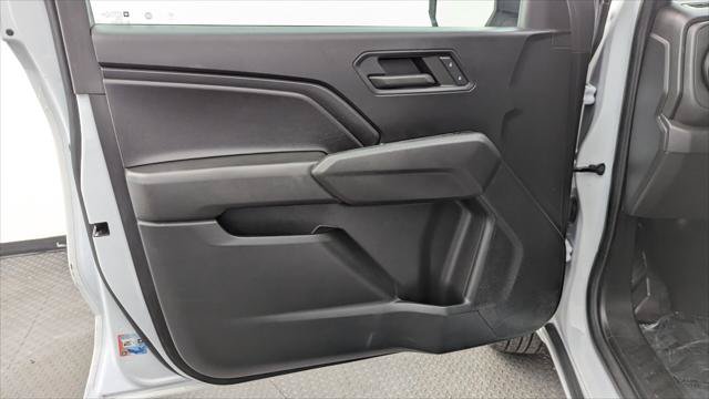 Used 2023 Chevrolet Colorado W/T RWD image 13