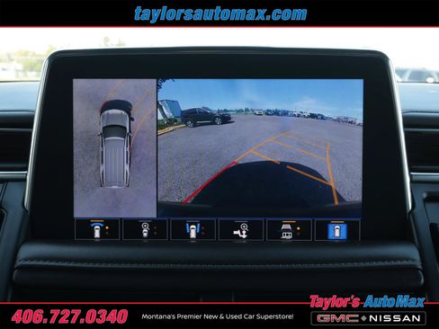 Used 2021 Chevrolet Tahoe Z71 w/ Luxury Package AWD/4WD image 19
